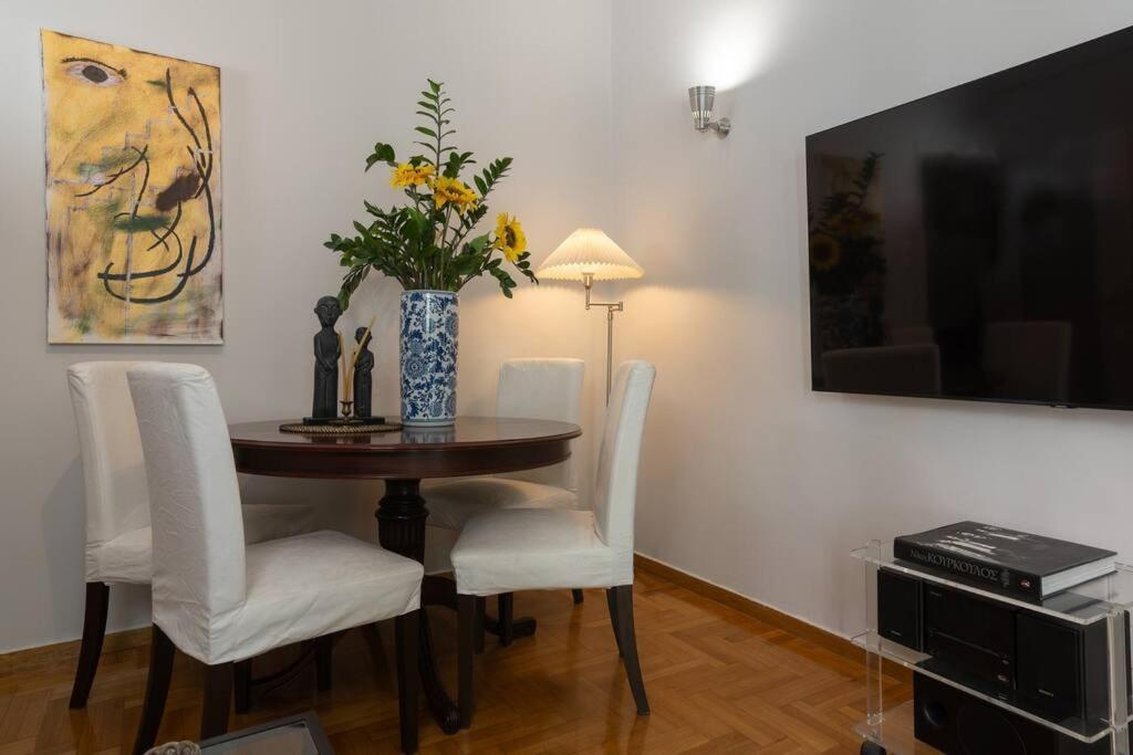 דירות אתונה Chic N Central Apt In Kolonaki מראה חיצוני תמונה